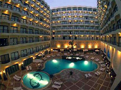 Zoser hotel swimming pool